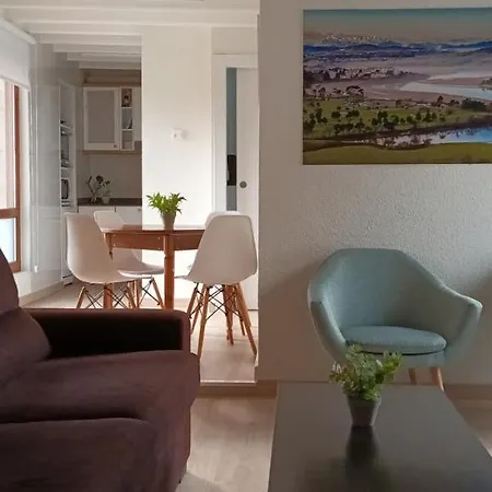 Pueblo De Apartment *