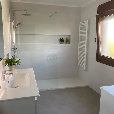 Pueblo De Apartment *