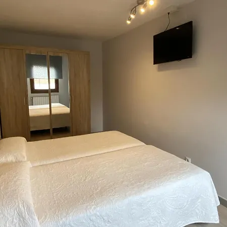 Pueblo De Apartment *